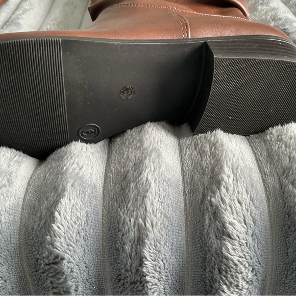 Brown Faux Leather Women's Boots - Picture 6 of 6